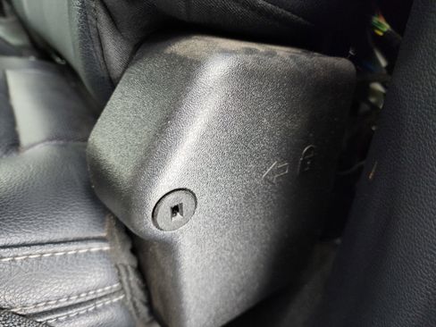 Used 2022 Ford F250 Lariat w/ Chrome Package image 35