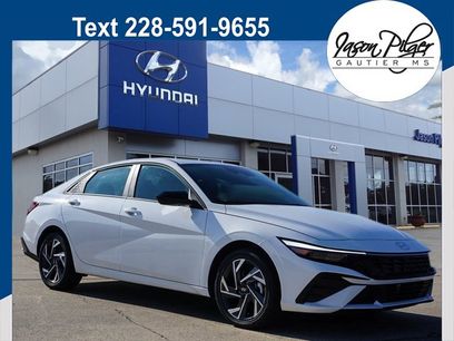 New 2025 Hyundai Elantra SEL