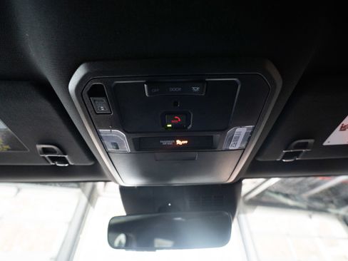 Certified 2024 Toyota Tacoma SR5 image 19