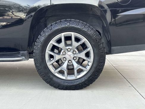 Used 2020 GMC Yukon SLT image 10