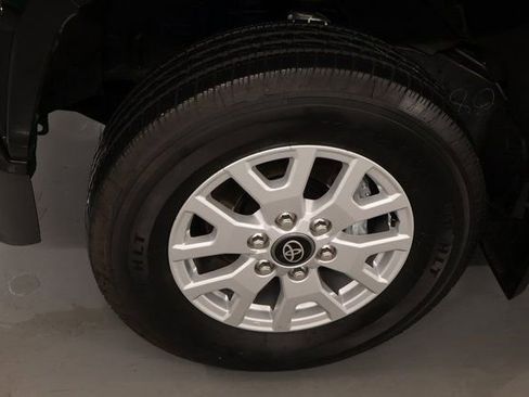 Certified 2025 Toyota Tacoma SR5 image 8