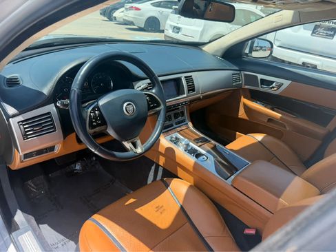 Used 2012 Jaguar XF Portfolio RWD image 13