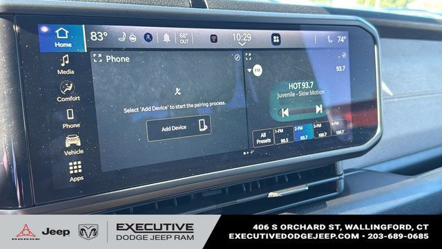 Used 2024 Jeep Wrangler Unlimited w/ Convenience Group AWD/4WD image 15