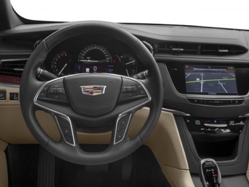 Used 2017 Cadillac XT5 Premium Luxury w/ LPO, Wheel Lock Package image 10