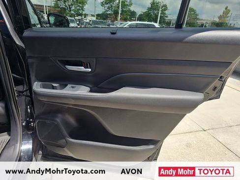 Certified 2024 Toyota Grand Highlander AWD image 35
