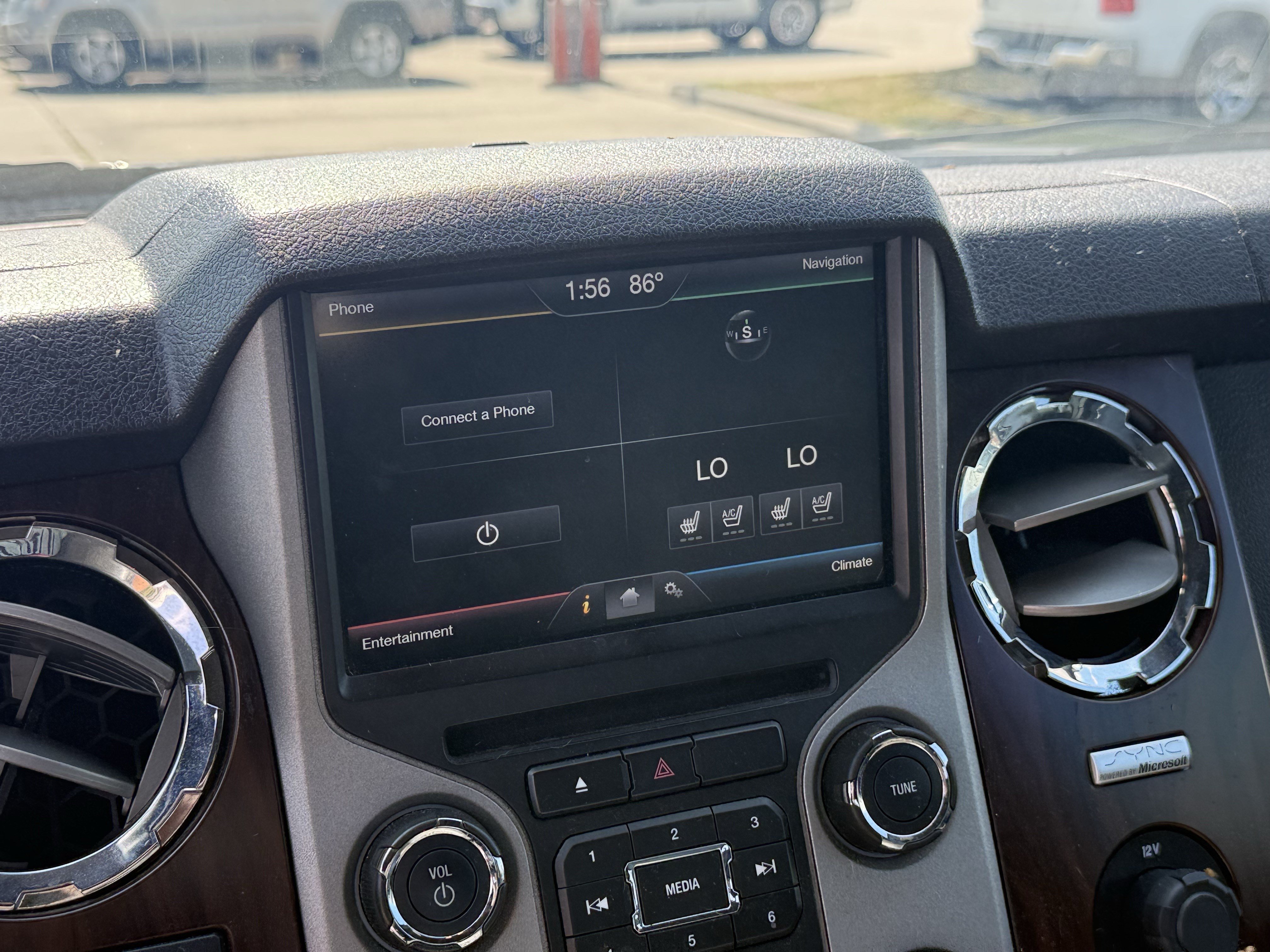 Used 2015 Ford F250 Lariat w/ Lariat Interior Package AWD/4WD image 20