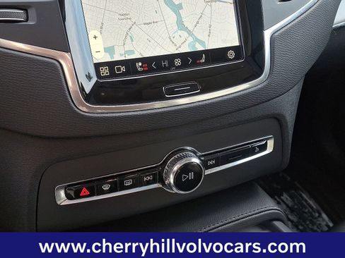 Certified 2023 Volvo XC90 B5 Core w/ Climate Package image 17