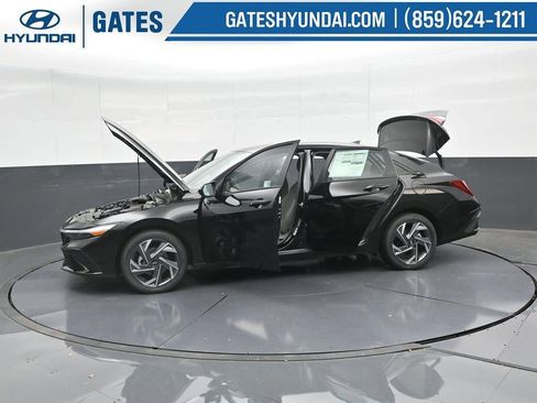 New 2025 Hyundai Elantra Sport image 49