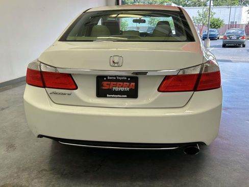 Used 2014 Honda Accord LX image 4