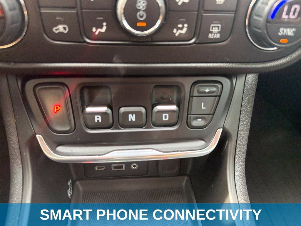 Used 2019 GMC Terrain SLT FWD image 8