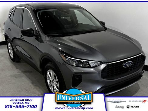 Used 2024 Ford Escape Active AWD/4WD image 1
