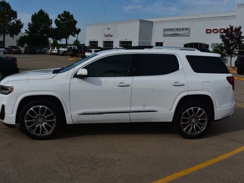 Used 2023 GMC Acadia Denali AWD/4WD image 10