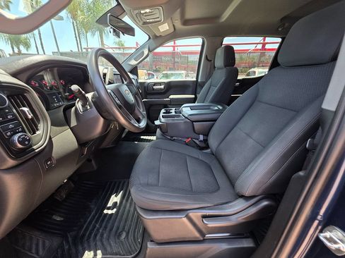 Used 2021 Chevrolet Silverado 1500 Custom AWD/4WD image 19