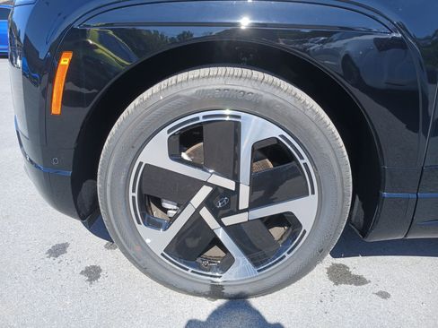 New 2026 Hyundai Ioniq 9 Limited image 11