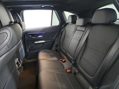 New 2026 Mercedes-Benz GLC 300 image 9