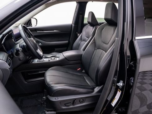 Used 2023 INFINITI QX60 Sensory w/ Cargo Package AWD/4WD image 17