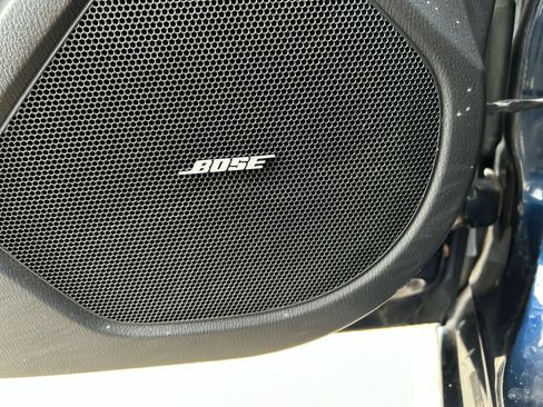 Used 2016 MAZDA MAZDA3 i Touring w/ Popular Equipment Package image 9