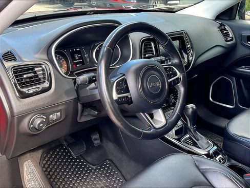 Used 2019 Jeep Compass Latitude AWD/4WD image 8
