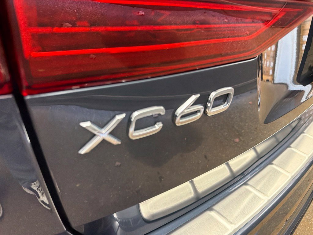 Used 2024 Volvo XC60 B5 Plus w/ Climate Package AWD/4WD image 24
