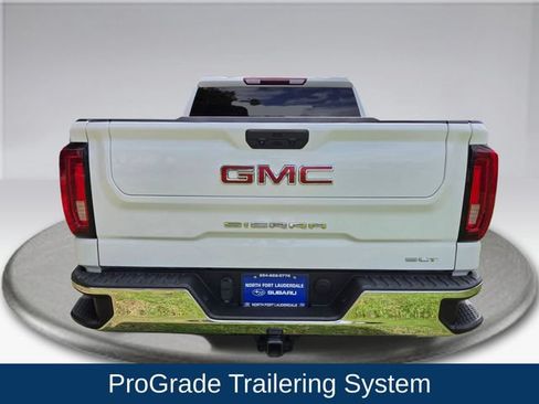 Used 2022 GMC Sierra 1500 SLT w/ SLT Premium Package AWD/4WD image 15