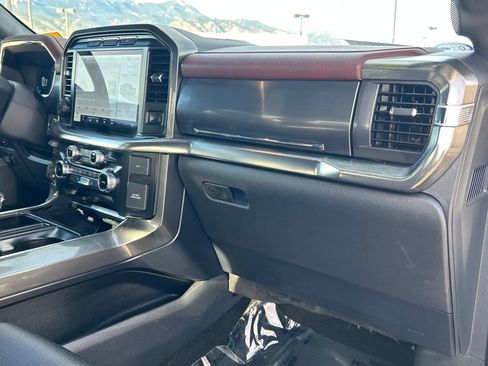 Used 2022 Ford F150 Lariat w/ Max Trailer Tow Package image 10