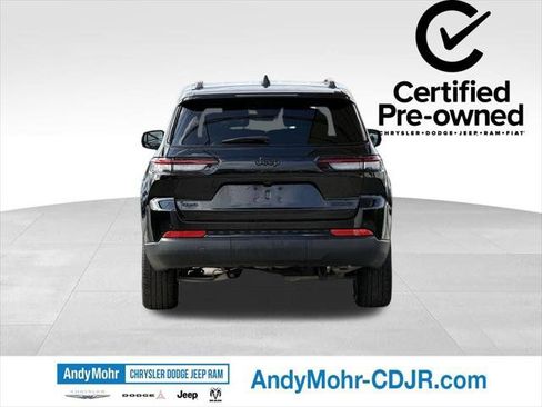 Certified 2025 Jeep Grand Cherokee L Limited w/ Black Appearance Package AWD/4WD image 6