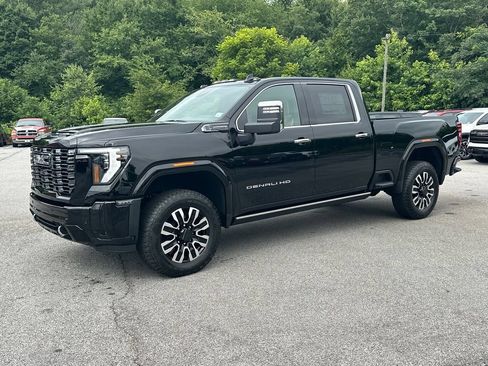 New 2026 GMC Sierra 2500 Denali Ultimate AWD/4WD image 2