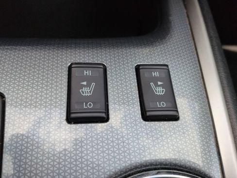 Used 2020 Nissan Pathfinder SL w/ Cargo Package FWD image 25