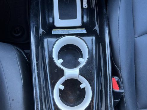 Used 2016 Toyota Prius Four Touring FWD image 15