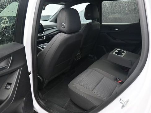 Used 2025 Chevrolet Equinox LT FWD image 14