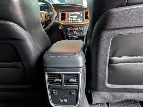 Used 2022 Dodge Charger Scat Pack w/ Dynamics Package RWD image 16