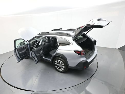 Used 2024 Subaru Outback Limited AWD/4WD image 46