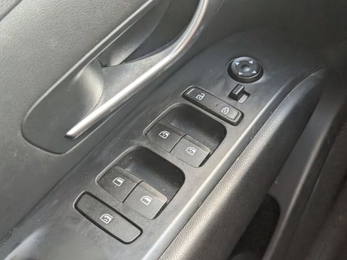 Used 2023 Hyundai Santa Cruz SEL w/ Activity Package FWD image 6