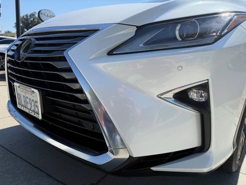 Used 2019 Lexus RX 350 FWD w/ Navigation Package image 17