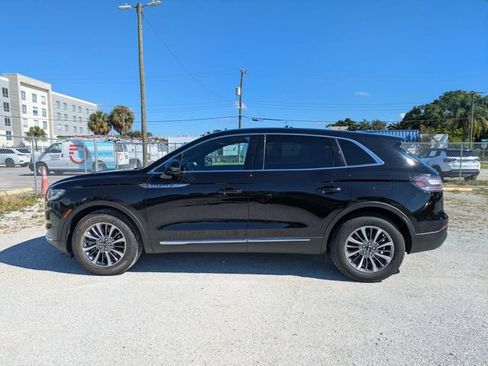 Used 2022 Lincoln Nautilus Reserve FWD image 6
