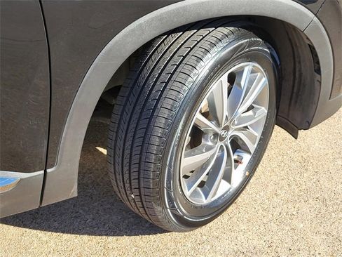 Used 2019 Hyundai Santa Fe Limited image 5