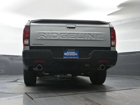 Certified 2025 Honda Ridgeline RTL image 33