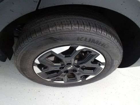 Used 2025 Kia Sorento S AWD/4WD image 29
