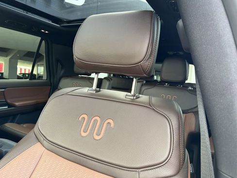Used 2025 Ford Expedition Max King Ranch AWD/4WD image 25