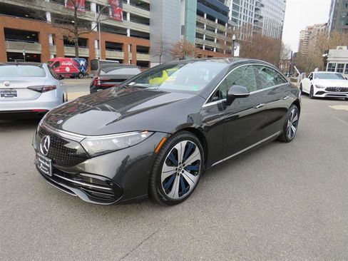 Used 2022 Mercedes-Benz EQS 450+ Sedan image 1