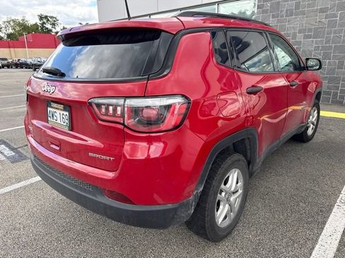 Used 2017 Jeep Compass Sport w/ Cold Weather Group AWD/4WD image 3