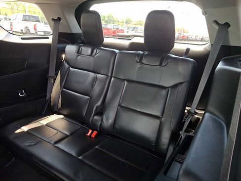 Certified 2023 Ford Explorer XLT w/ Equipment Group 202A AWD/4WD image 11