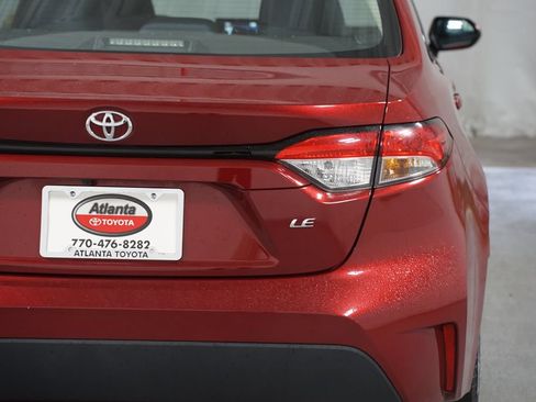 Certified 2022 Toyota Corolla LE FWD image 10