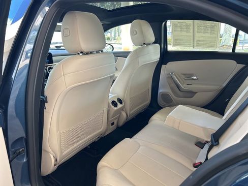 Used 2021 Mercedes-Benz A 220 image 33