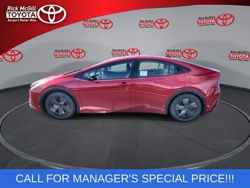 New 2026 Toyota Prius Plug-In Hybrid FWD image 5