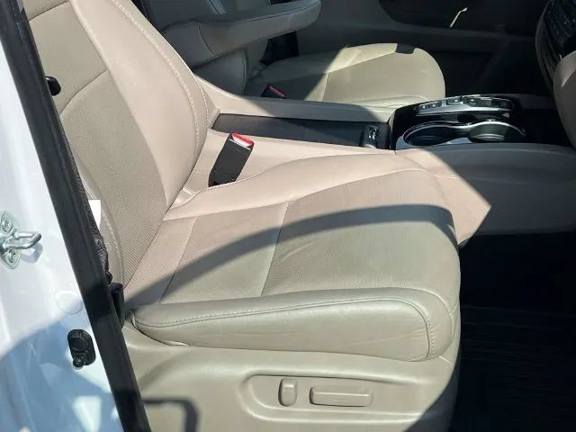 Used 2022 Honda Pilot Elite image 31