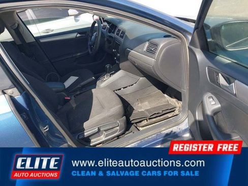 Used 2015 Volkswagen Jetta SE image 9
