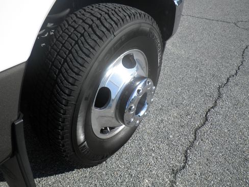 Used 2022 Ford F350 King Ranch w/ King Ranch Ultimate Package image 9