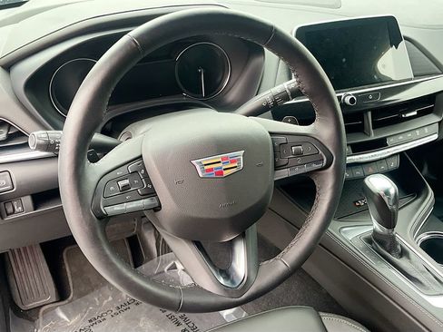Used 2025 Cadillac CT4 Luxury w/ Cold Weather Package AWD/4WD image 11