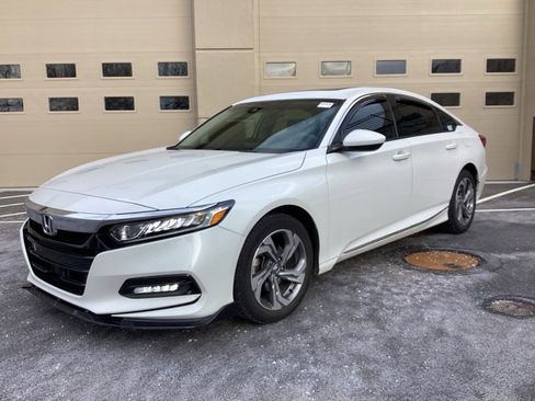 Used 2020 Honda Accord EX image 3